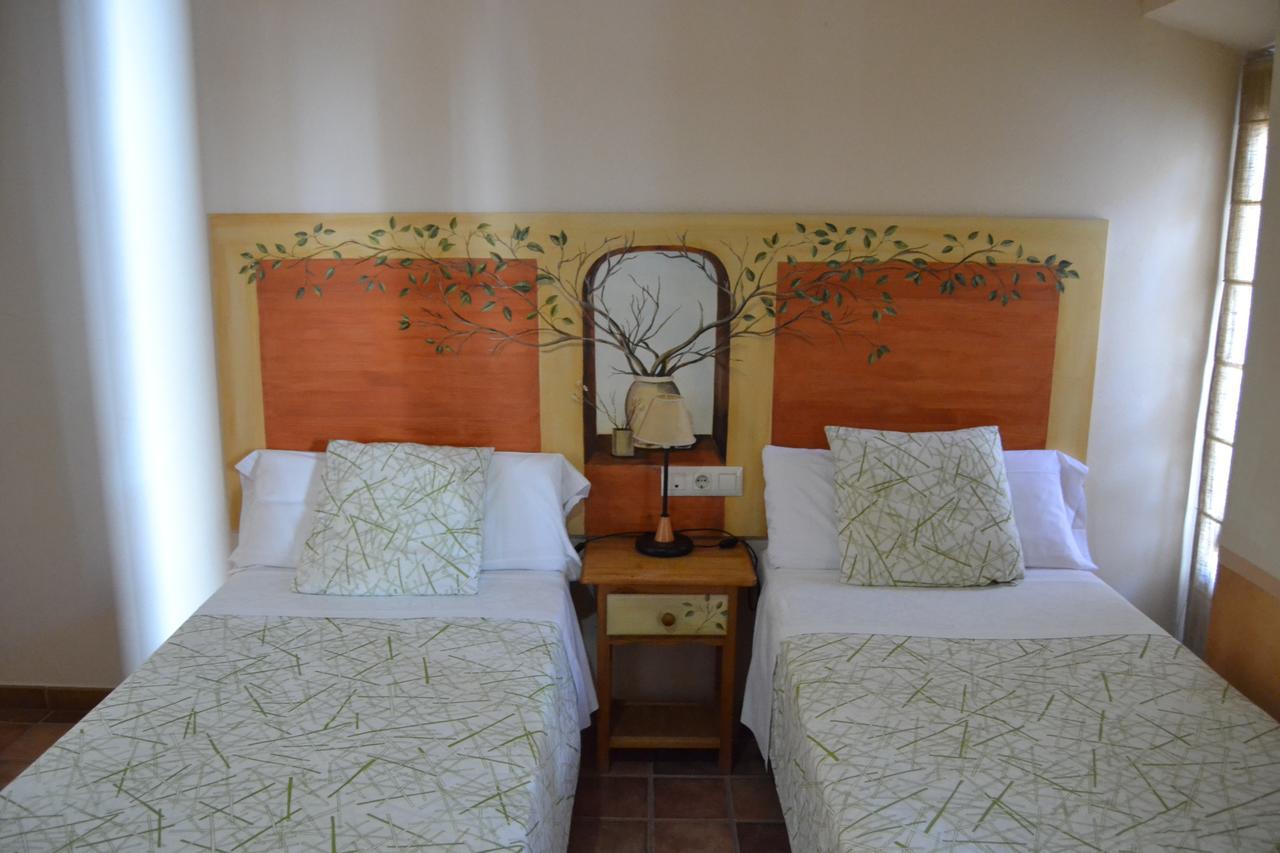 Hostal Toribio Galaroza Buitenkant foto
